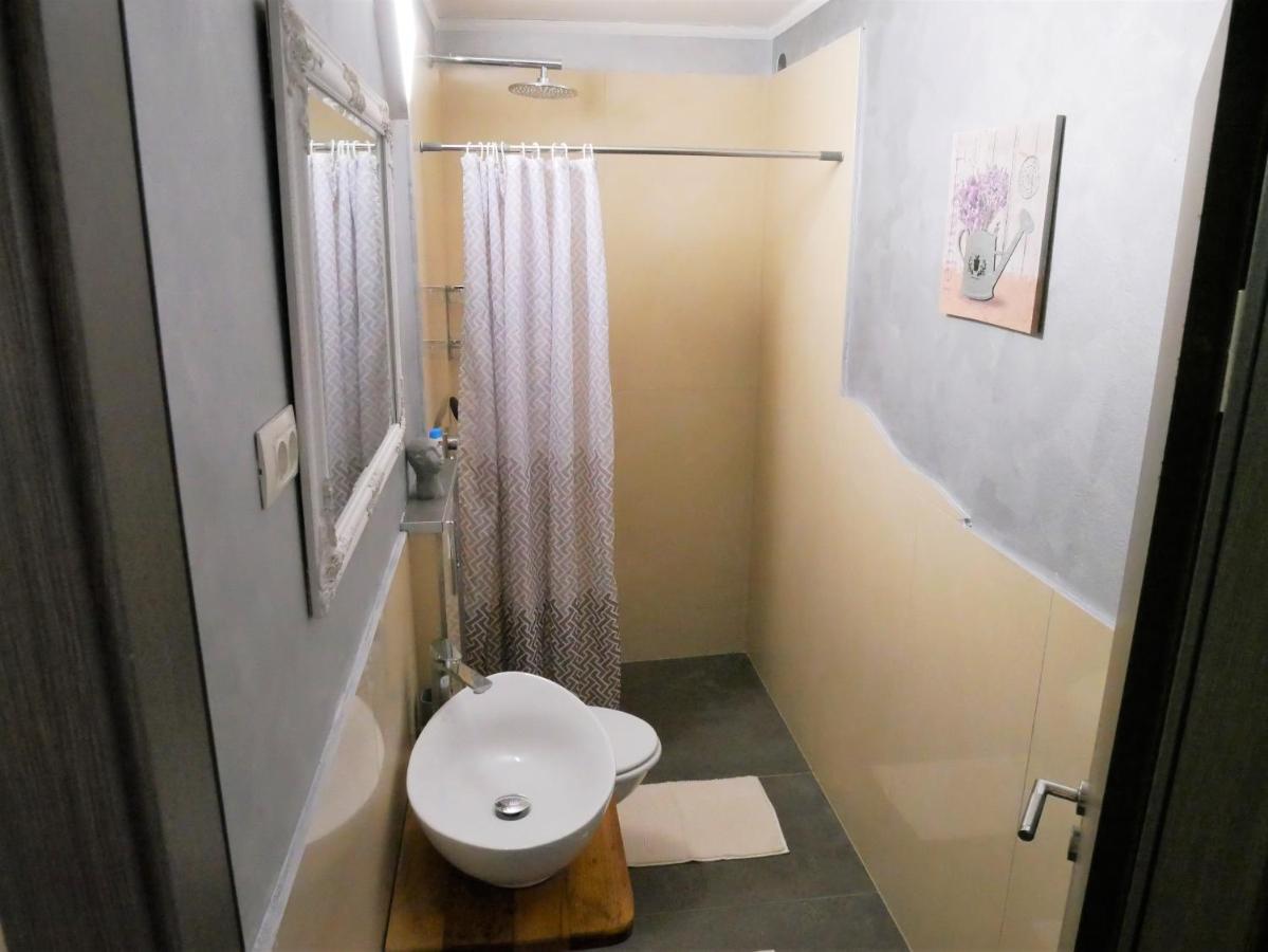 Apartments Kety 로비니 외부 사진
