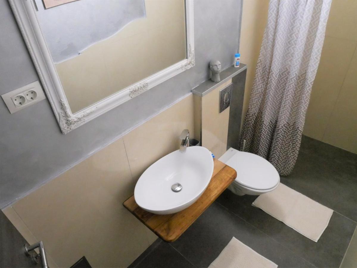 Apartments Kety 로비니 외부 사진