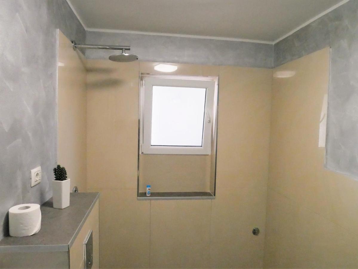 Apartments Kety 로비니 외부 사진